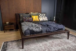 Кровать из массива дуба "Intrigo" 1400х2000