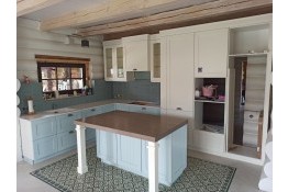 Кухня из массива дуба под заказ