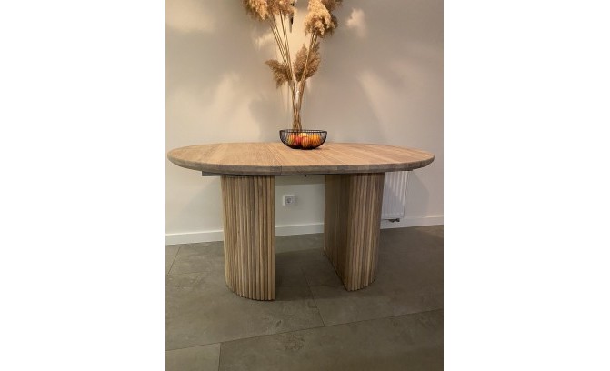 Стол обеденный раздвижной Рим 1000*1400 из массива дуба