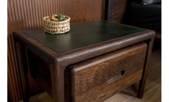 Тумба прикроватная из массива дуба "Intrigo"