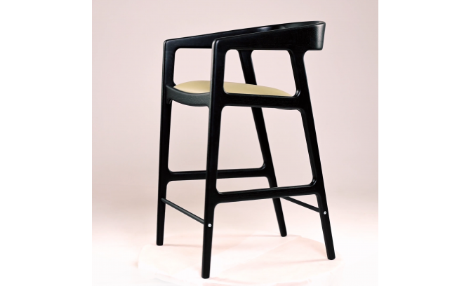 Стул полубарный из массива дуба "Quadro" с мягким элементом из текстиля и экокожи