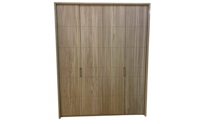 Шкаф для одежды из массива дуба под заказ
