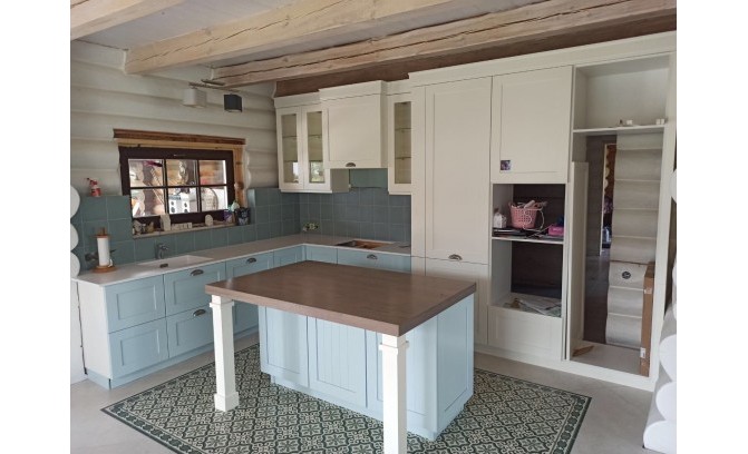 Кухня из массива дуба под заказ