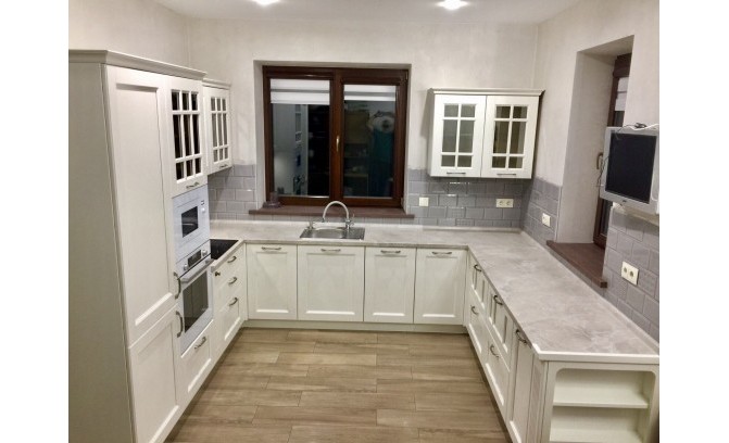 Кухня из массива дуба под заказ