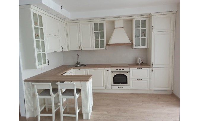 Кухня из массива дуба под заказ